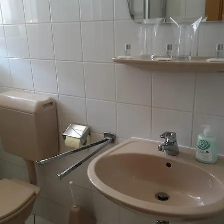 Gæstehus Gasthaus Zur Melzen *