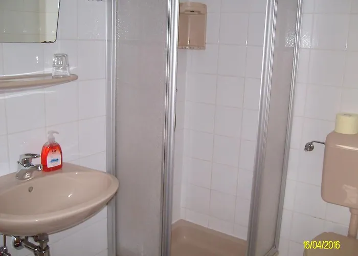 招待所 Gasthaus Zur Melzen Versbichl